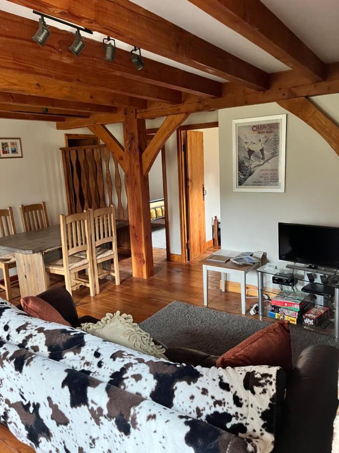 Chez Jallot - Upper Gite Vidaillat Extérieur photo